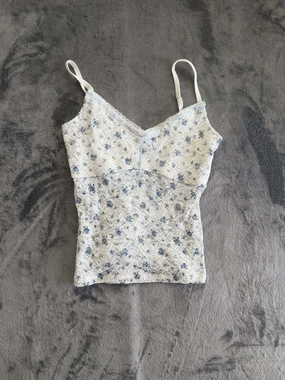 Hollister Blue White Floral Lace Trim Cami Crop Tank Top